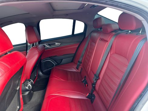 Used 2019 Alfa Romeo Giulia Ti Sport w/ Quick Order Package 22U Sport RWD image 11