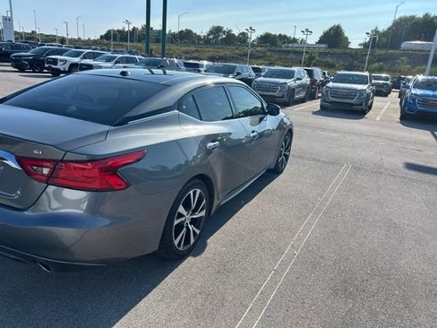 Used 2017 Nissan Maxima 3.5 SL FWD image 3