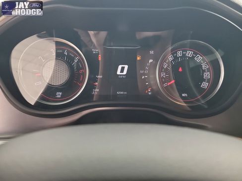 Used 2022 Dodge Challenger R/T Scat Pack w/ Driver Convenience Group image 17