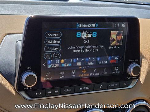 Used 2025 Nissan Sentra SV w/ SV Premium Package image 24