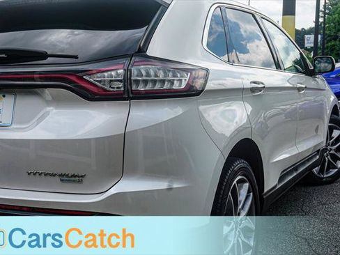 Used 2017 Ford Edge Titanium w/ Technology Package FWD image 7