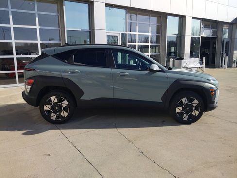 Used 2025 Hyundai Kona SEL image 10