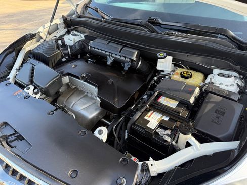Used 2020 Buick Envision Essence FWD image 38