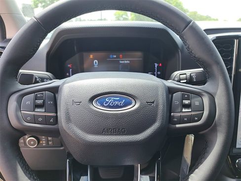 Used 2025 Ford Ranger XLT w/ Equipment Group 301A High image 9