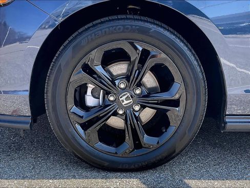 Used 2025 Honda Accord SE image 7