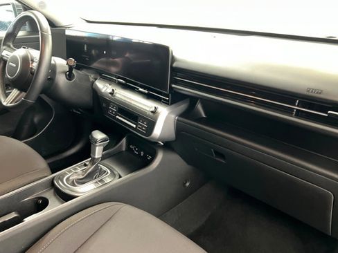 Used 2024 Hyundai Kona SEL image 24