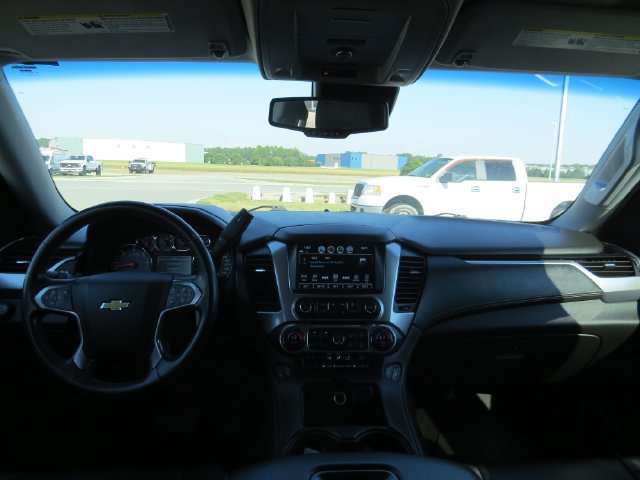 Used 2020 Chevrolet Tahoe LT w/ Off-Road Package AWD/4WD image 16