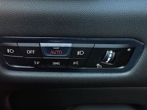 Used 2021 BMW X5 xDrive40i w/ Convenience Package AWD/4WD image 22