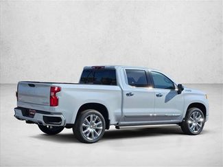 New 2026 Chevrolet Silverado 1500 High Country AWD/4WD video 2