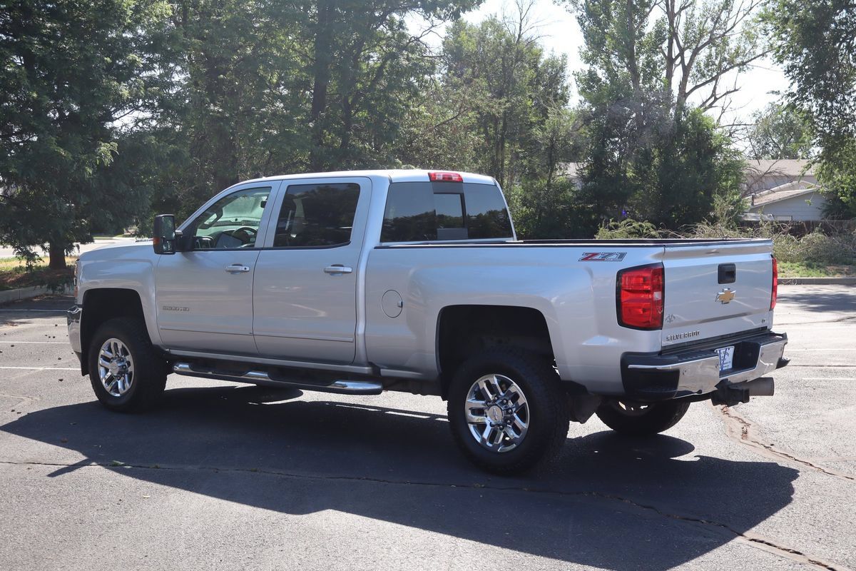 Used 2016 Chevrolet Silverado 2500 LT w/ LT Plus Package AWD/4WD image 9