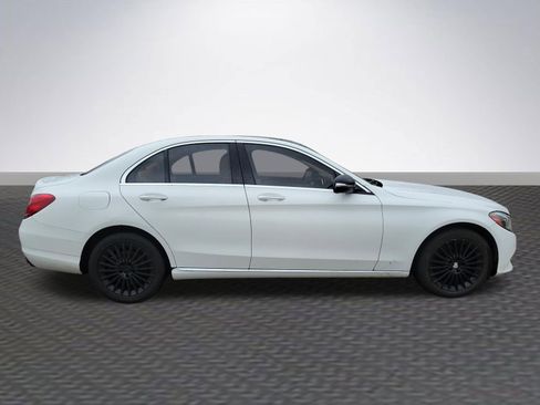 Used 2015 Mercedes-Benz C 300 4MATIC Sedan image 4