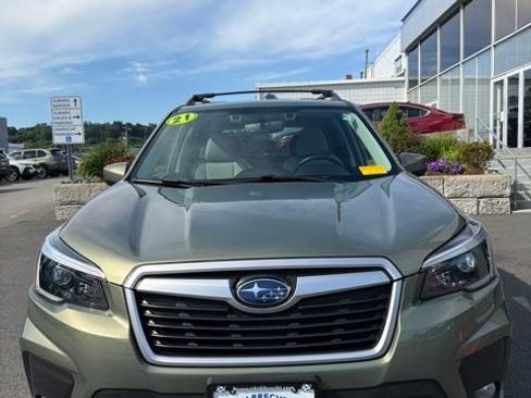 Used 2021 Subaru Forester Premium AWD/4WD image 2
