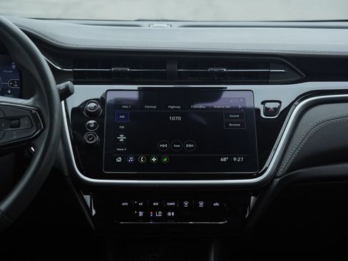 Used 2023 Chevrolet Bolt EUV LT w/ Driver Confidence Package FWD image 25