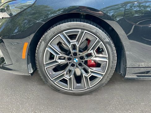 Used 2026 BMW 550e xDrive w/ Executive Package AWD/4WD image 33