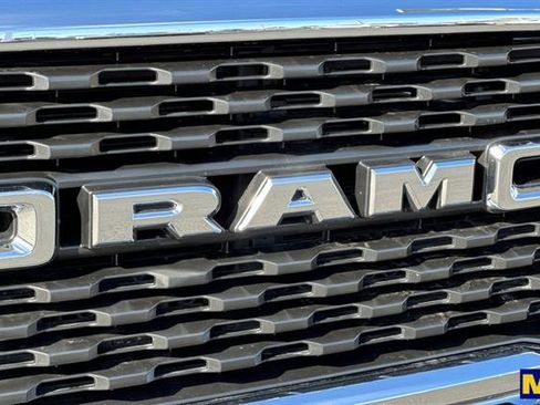 Used 2024 RAM 2500 Big Horn w/ Bed Utility Group image 33