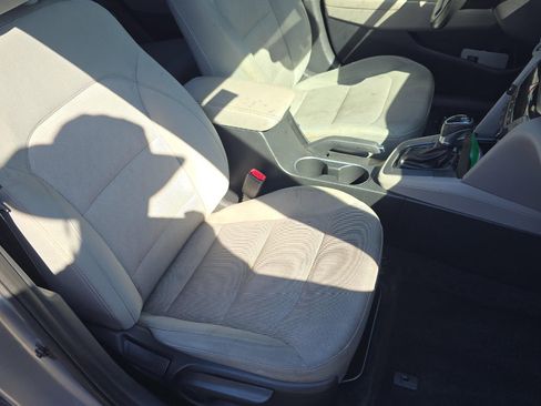 Used 2017 Hyundai Elantra SE w/ SE A/T Tech Package 03 image 11