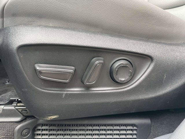 Certified 2025 Toyota Sienna XLE FWD image 20
