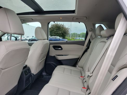 Certified 2023 Nissan Rogue SV w/ SV Premium B Package AWD/4WD image 11