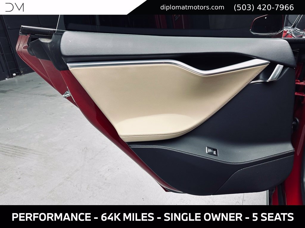 Used 2013 Tesla Model S Performance RWD image 25