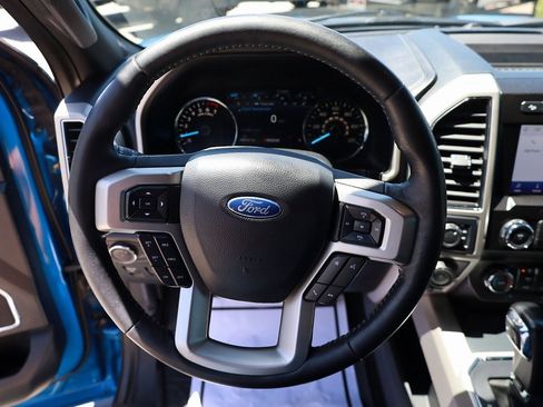 Used 2020 Ford F150 Lariat image 13