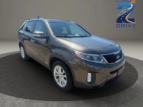 Used 2015 Kia Sorento EX w/ EX V6 Touring Package AWD/4WD image 4
