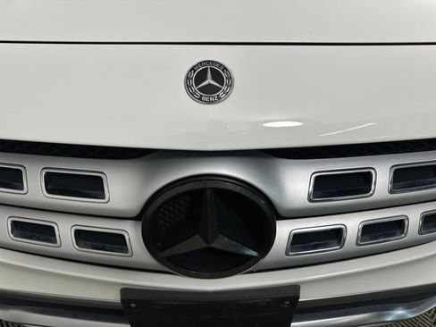 Used 2018 Mercedes-Benz GLA 250 4MATIC image 9