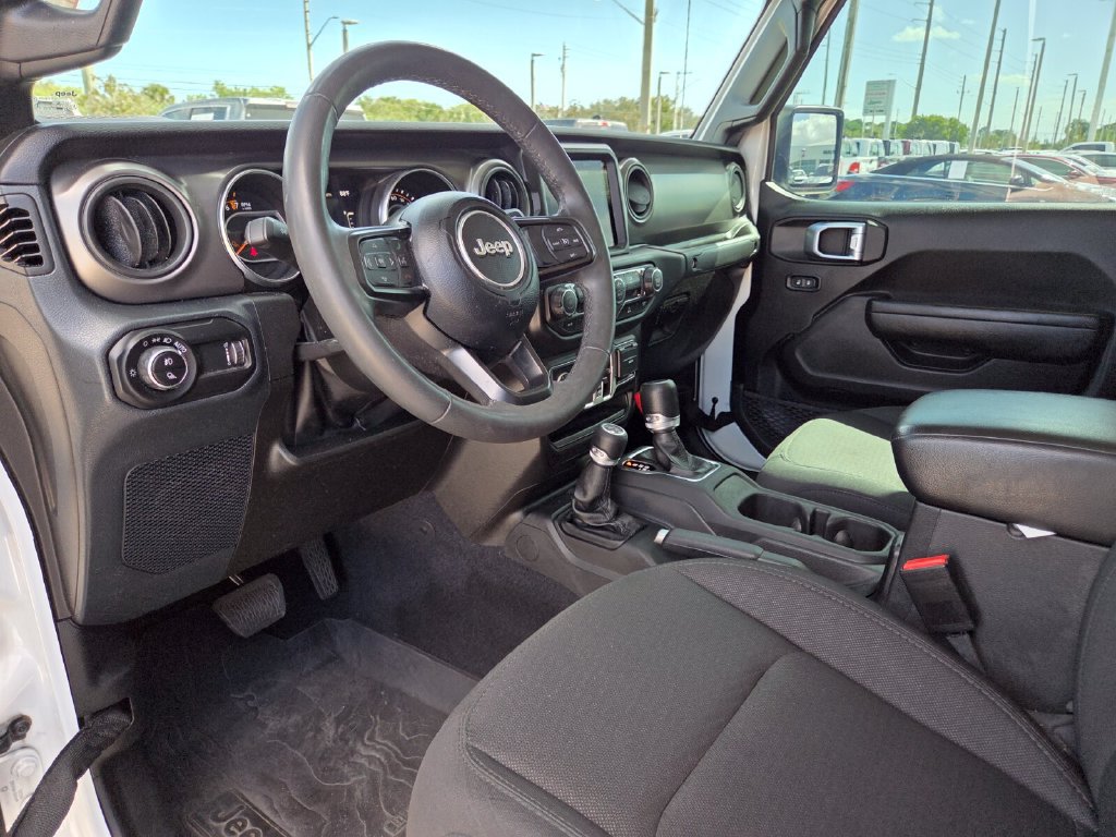 Used 2023 Jeep Gladiator Sport AWD/4WD image 28