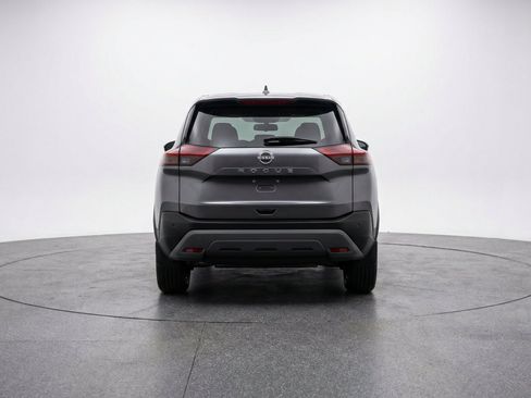 Used 2025 Nissan Rogue SV FWD image 7