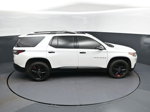 Used 2021 Chevrolet Traverse Premier w/ Redline Edition FWD image 31