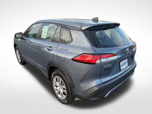 Used 2022 Toyota Corolla Cross L image 4