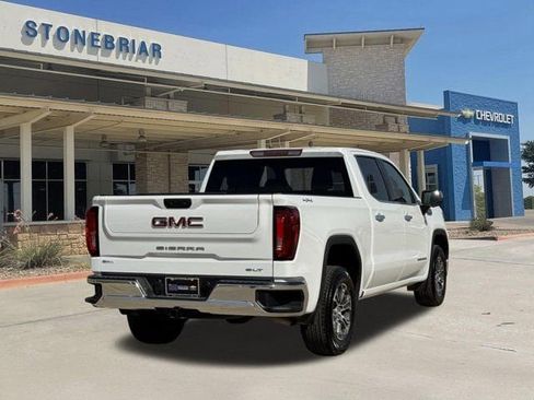 Used 2025 GMC Sierra 1500 SLT image 5