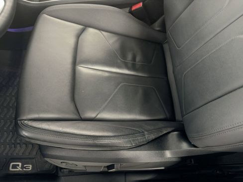 Used 2021 Audi Q3 2.0T Premium Plus w/ Premium Plus Package image 14