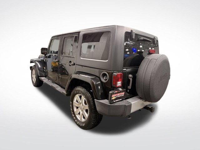 Used 2015 Jeep Wrangler Unlimited Sahara w/ Connectivity Group AWD/4WD image 5