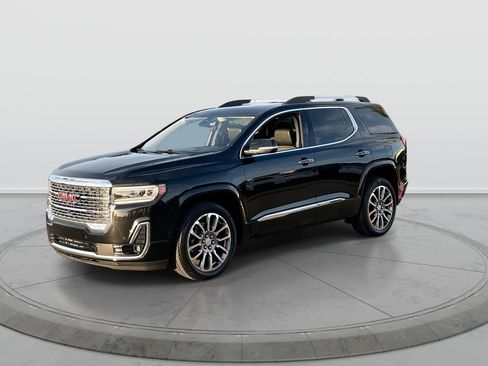 Used 2022 GMC Acadia Denali w/ Denali Ultimate Package FWD image 4