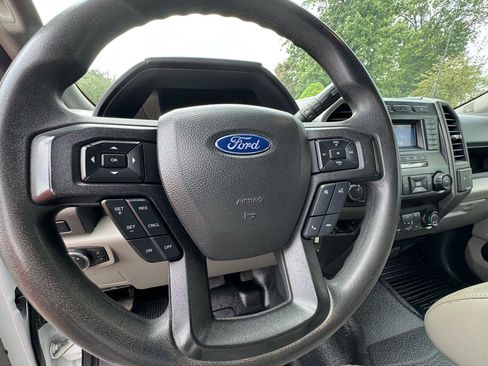 Used 2022 Ford F350 XL w/ Power Equipment Group AWD/4WD image 11