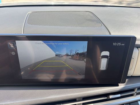 Used 2025 Hyundai Santa Fe SEL image 17