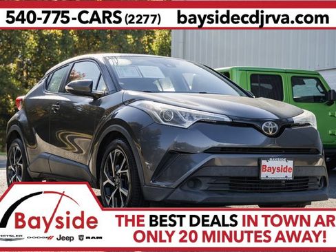 Used 2018 Toyota C-HR XLE image 1