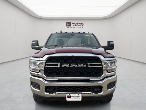 Used 2024 RAM 3500 Tradesman image 2