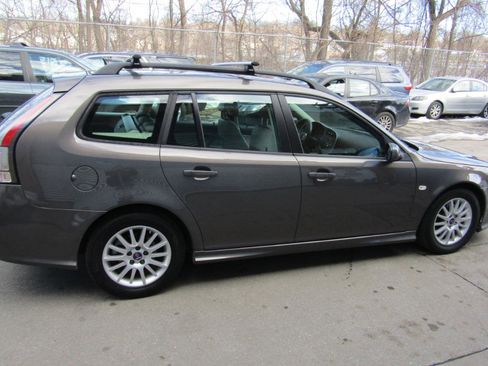 Used 2008 Saab 9-3 2.0T w/ Moonroof Package image 22