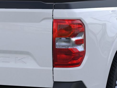 New 2025 Ford Maverick XL image 22