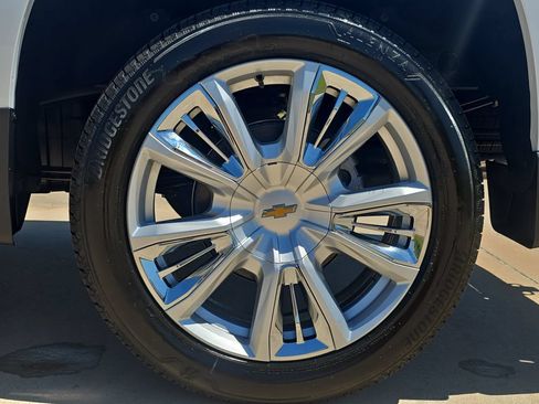 New 2026 Chevrolet Silverado 1500 High Country AWD/4WD image 33