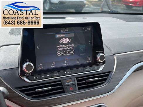 Used 2025 Nissan Altima 2.5 SV FWD image 27