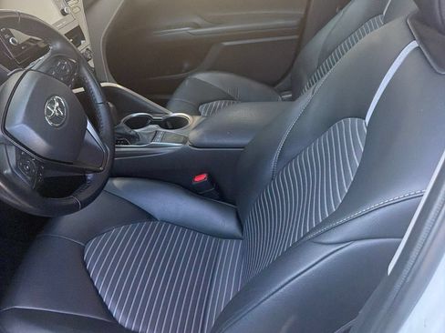 Used 2024 Toyota Camry SE w/ Audio Upgrade Package FWD image 2