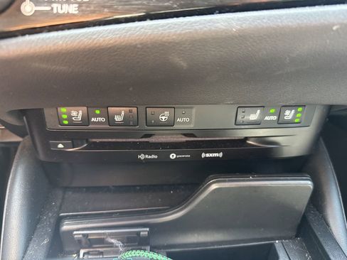 Used 2022 Lexus ES 250 w/ Premium Package image 18