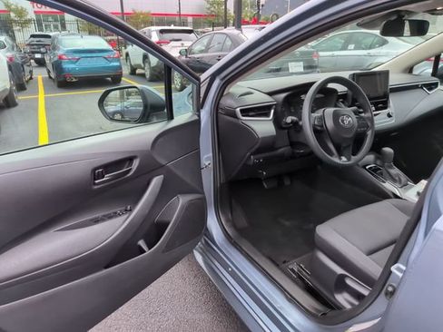 Used 2024 Toyota Corolla LE FWD image 10