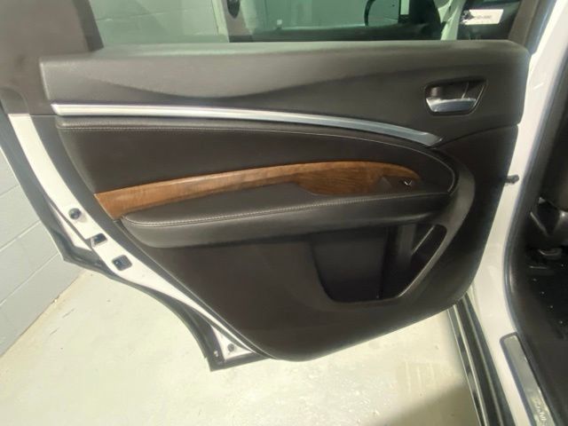 Used 2020 Acura MDX w/ Technology Package AWD/4WD image 8