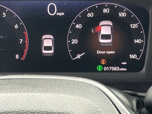 Certified 2025 Honda Accord LX image 24