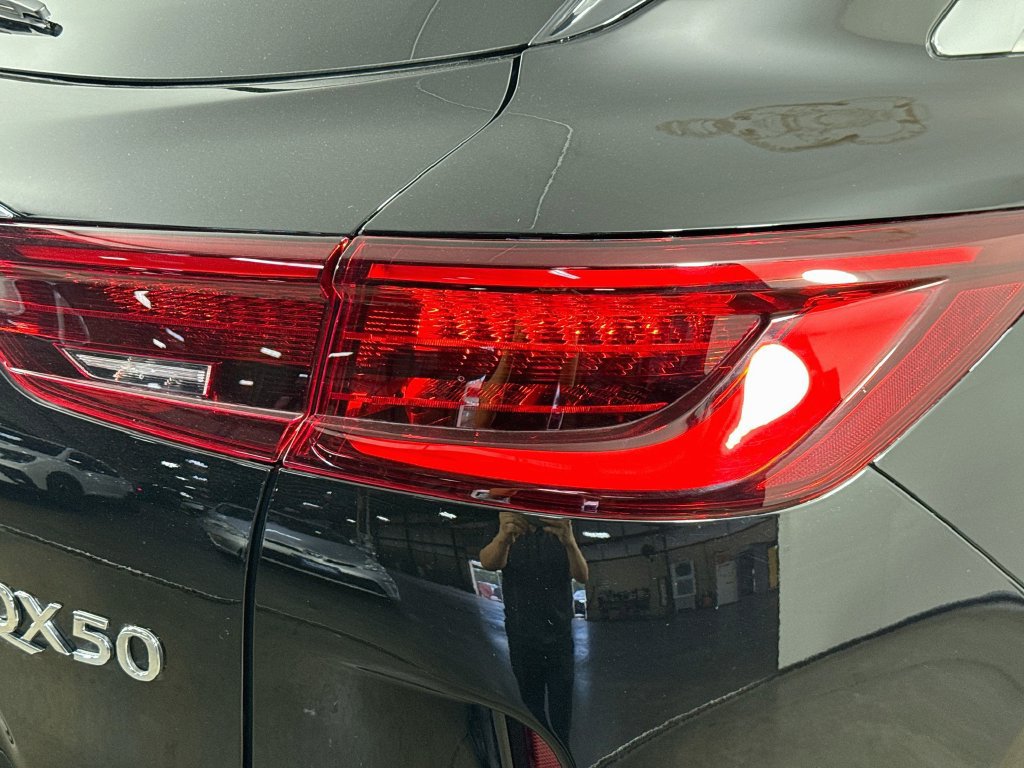 Certified 2025 INFINITI QX50 Luxe AWD/4WD image 37