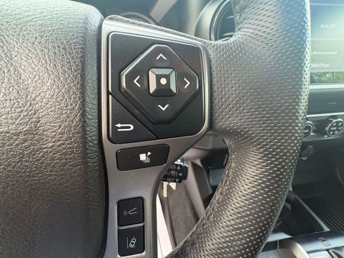 Used 2023 Toyota Tacoma SR5 AWD/4WD image 30