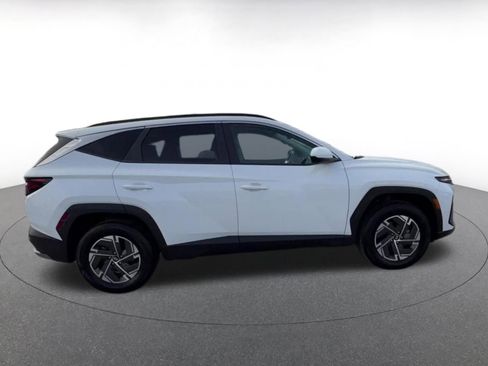 Used 2025 Hyundai Tucson Blue image 16